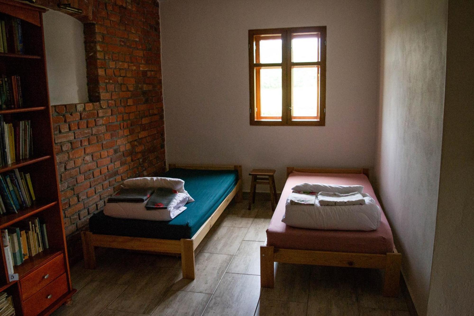 Agroturystyka Borow Prusice Esterno foto